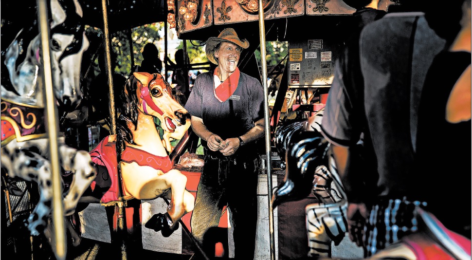 Carnivals Chicago Tribune Picture of Comerford